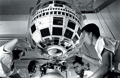 telstar 1 satéites